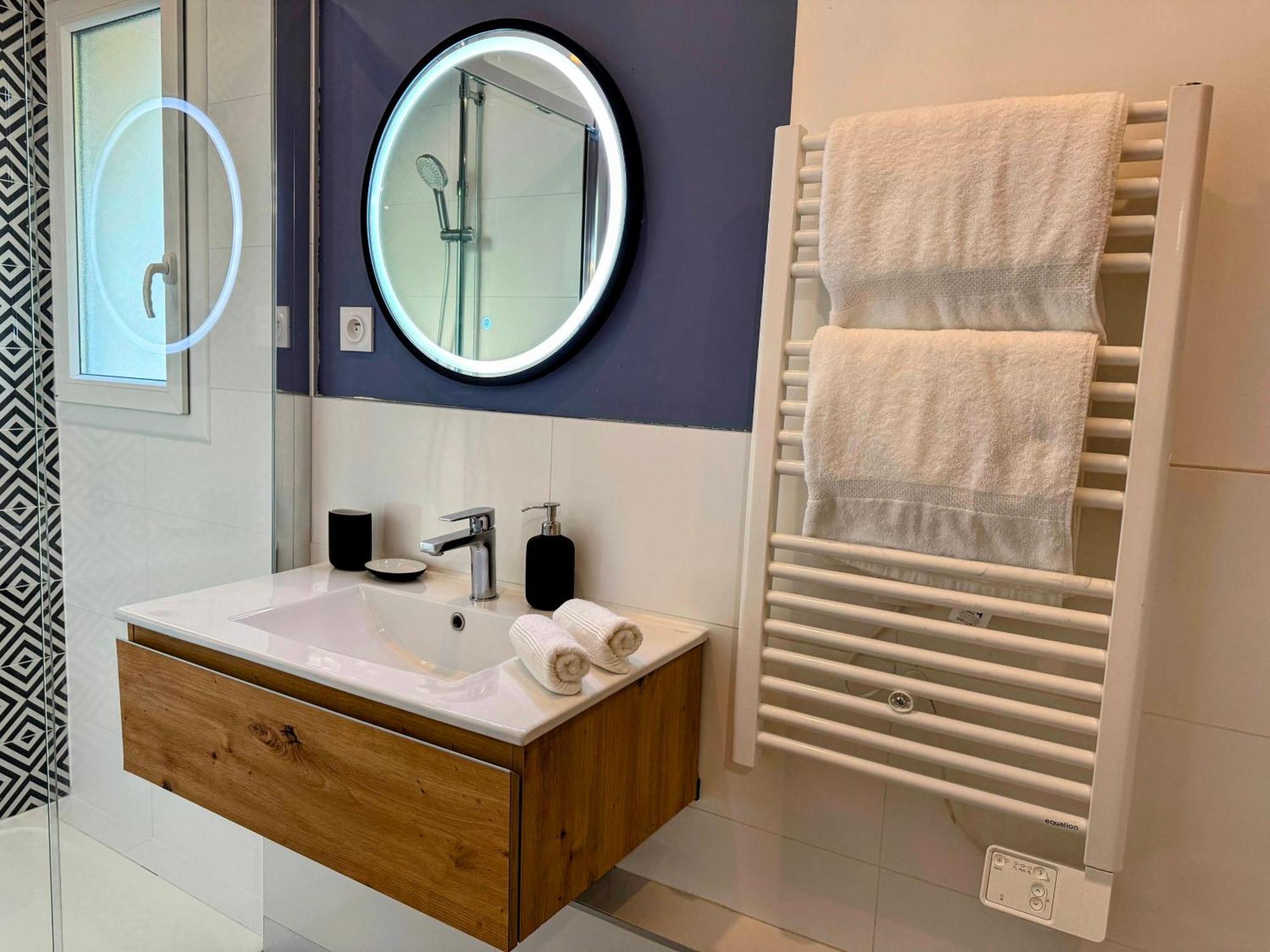 Apartment L'escale - Cdg - Parking - Confort